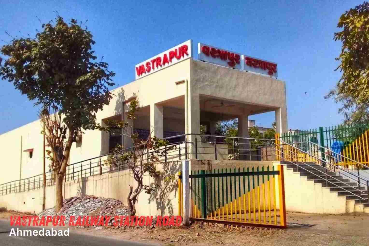 Vastrapur Railway Station Road